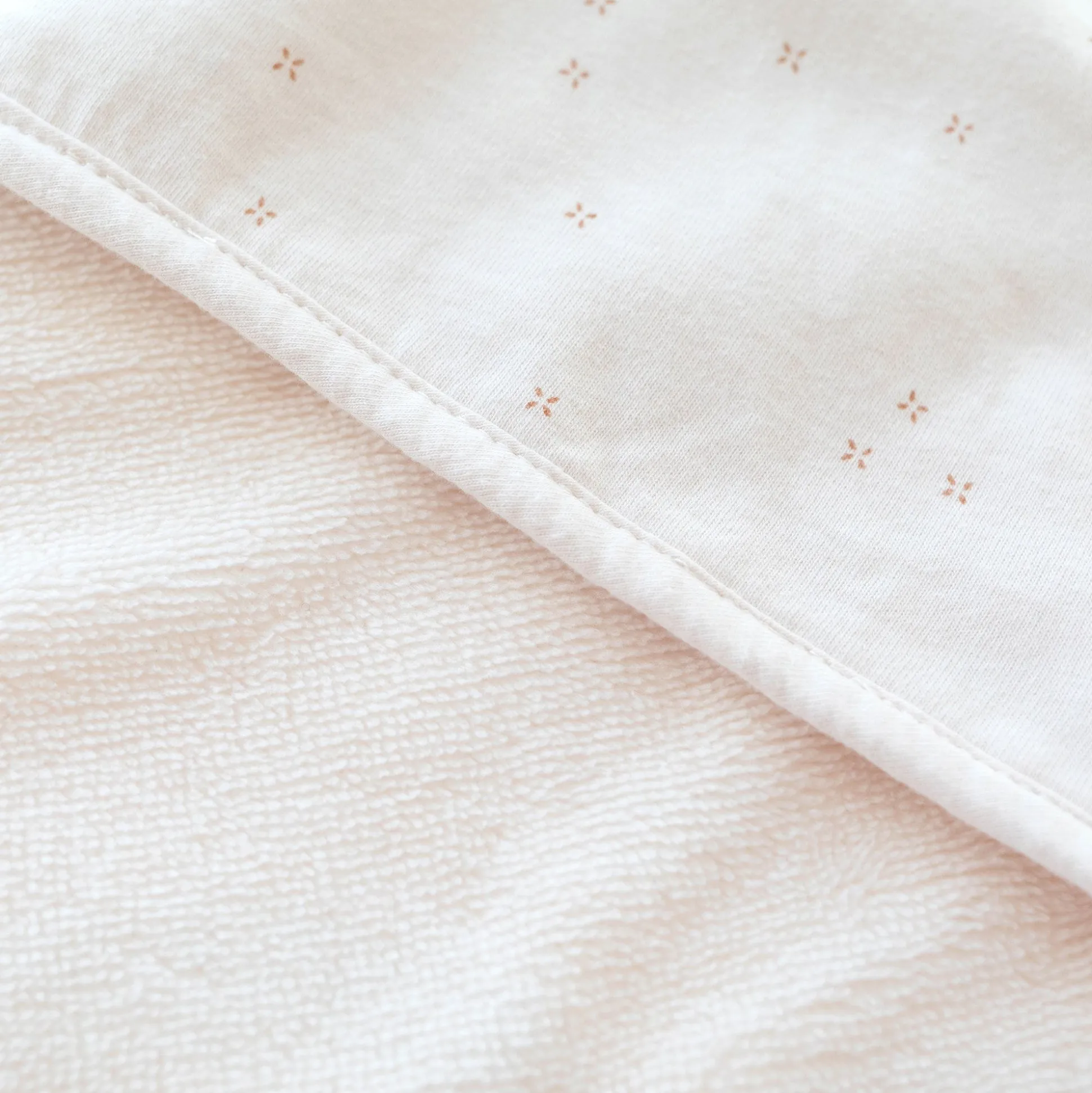 Badcape Bamboo 90X90Cm Oupss Mini Print Pudding